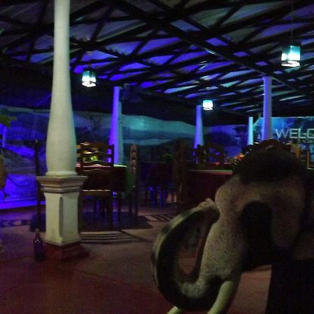 Heritage Walawa Resort Udawalawe Bagian luar foto