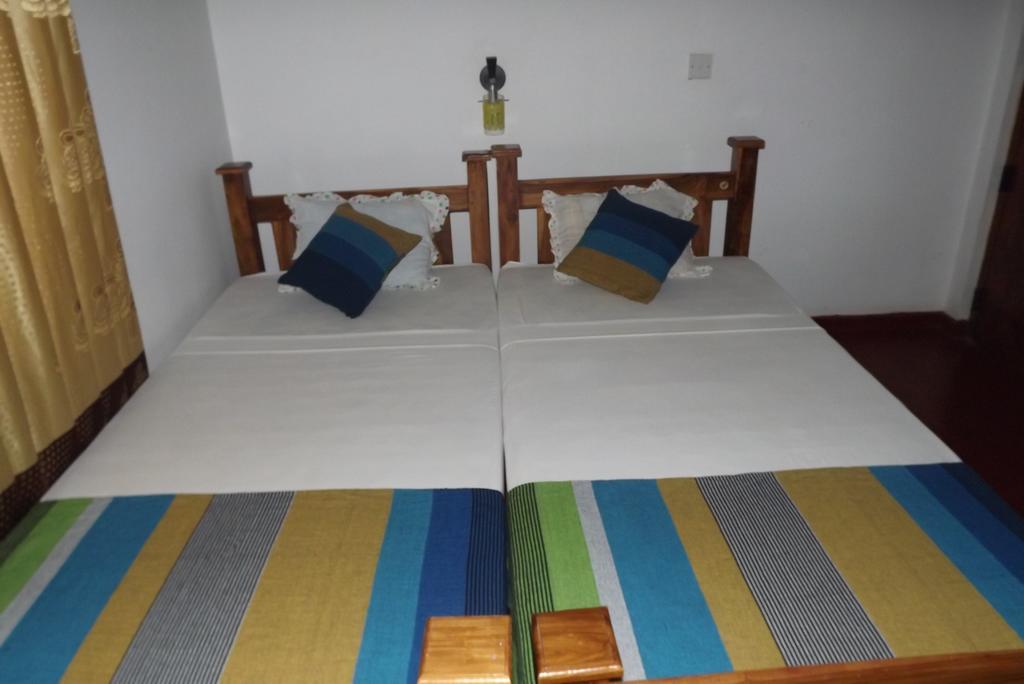 Heritage Walawa Resort Udawalawe Bagian luar foto