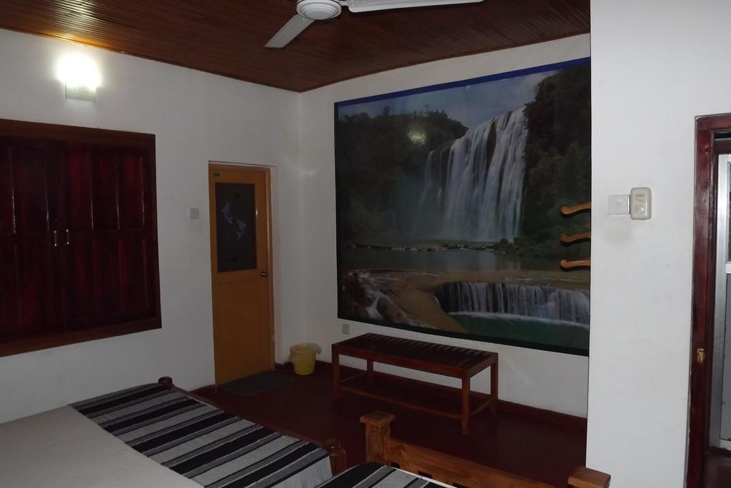 Heritage Walawa Resort Udawalawe Bagian luar foto